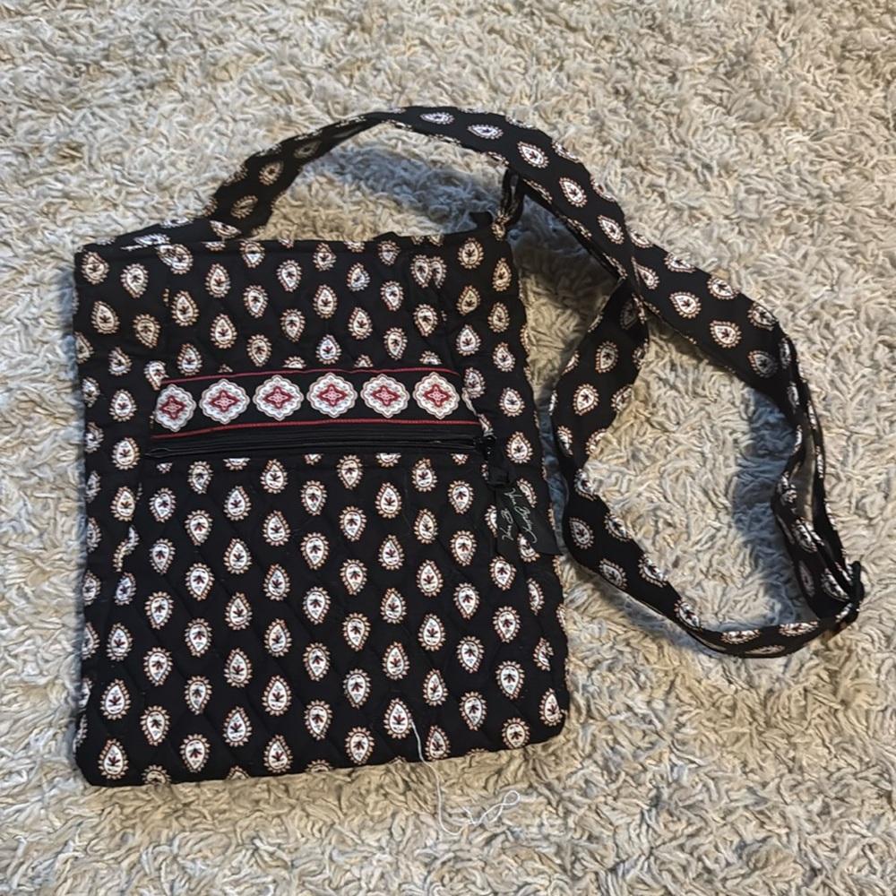Vera Bradley Classic Black Red Paisley Crossbody